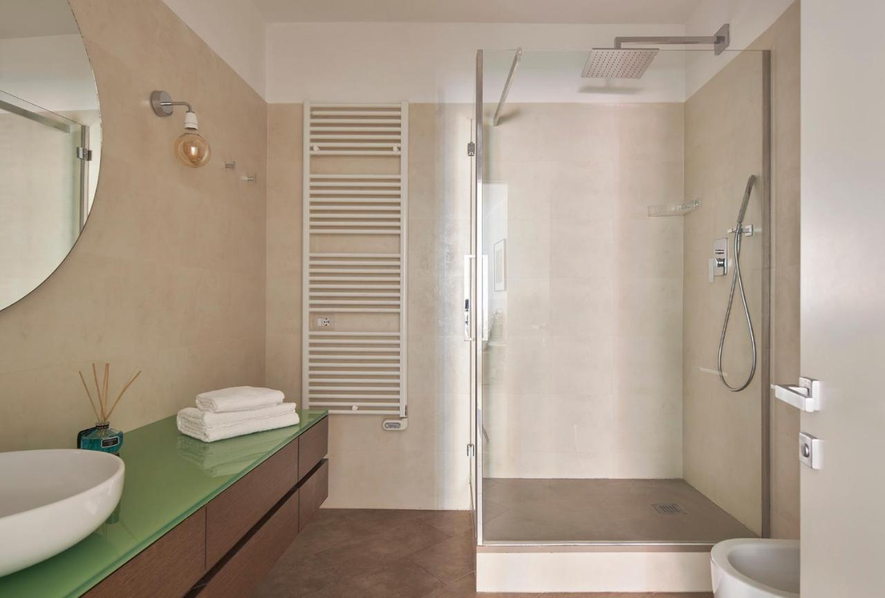 3 Master Bedrooms With Balcony On The River With Views فلورنس المظهر الخارجي الصورة